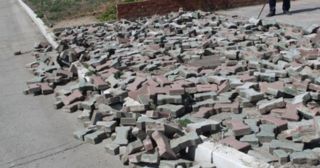 Демонтаж тротуарной плитки Балахна, цена от 2915 руб.